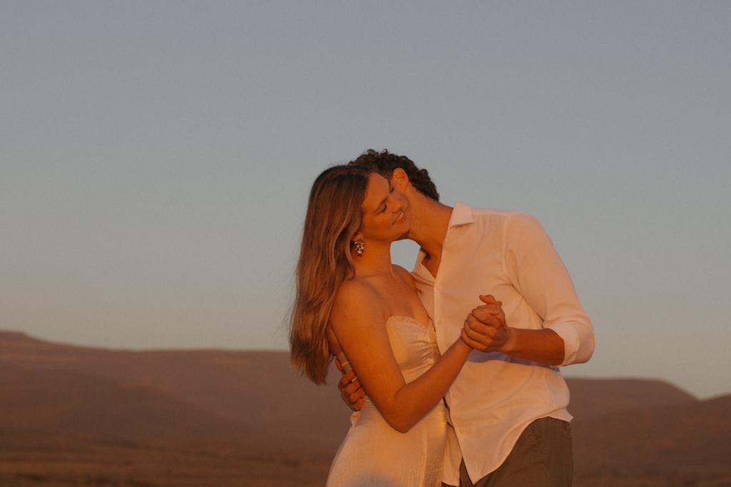 Wedding couple in late Karoo light